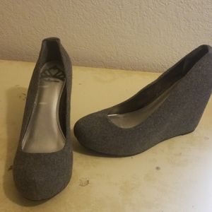 Grey Wedges